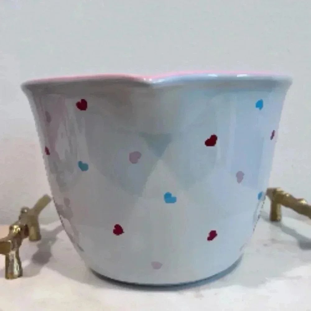 Sanrio Hello kitty mixer bowl Valentines